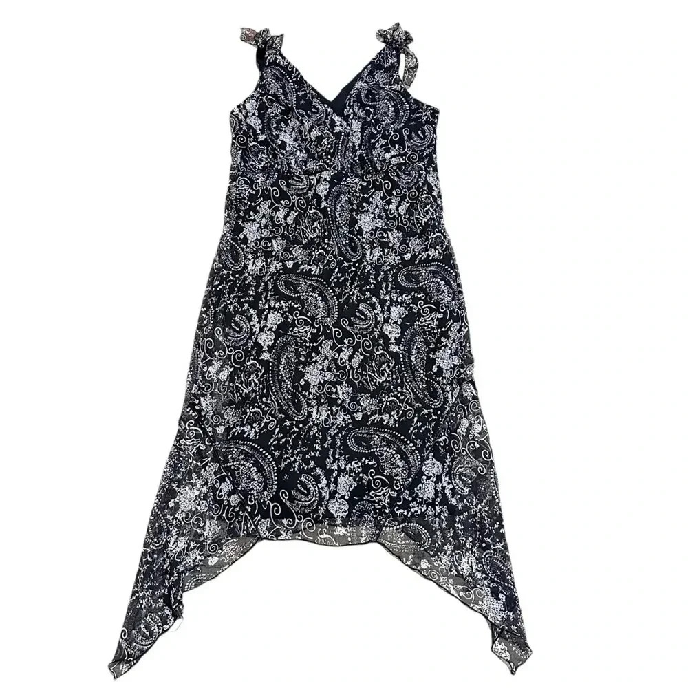 Black & white paisley asymmetrical dress with tie straps size 1X - Picture 1 of 12